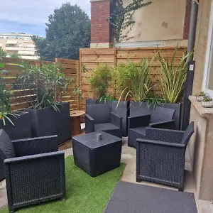 Appartement Spacieux En Centre Avec Terrasse, Villefranche-sur-Saône